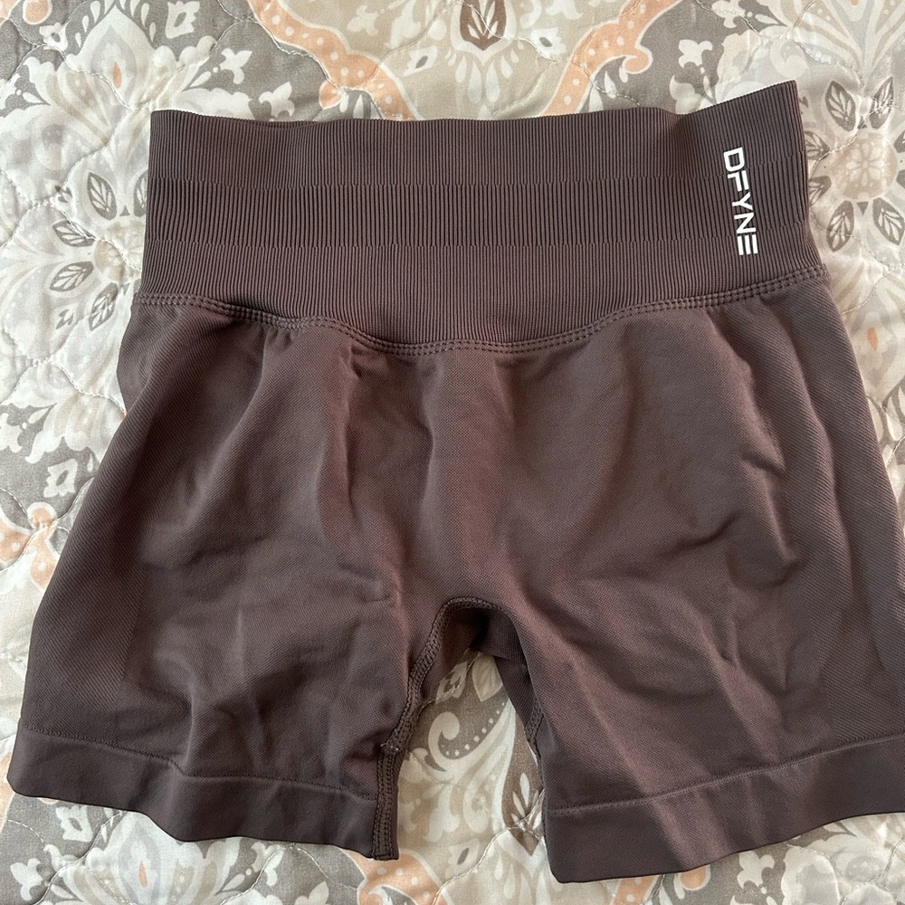 DFYNE Impact XS Shorts Truffle